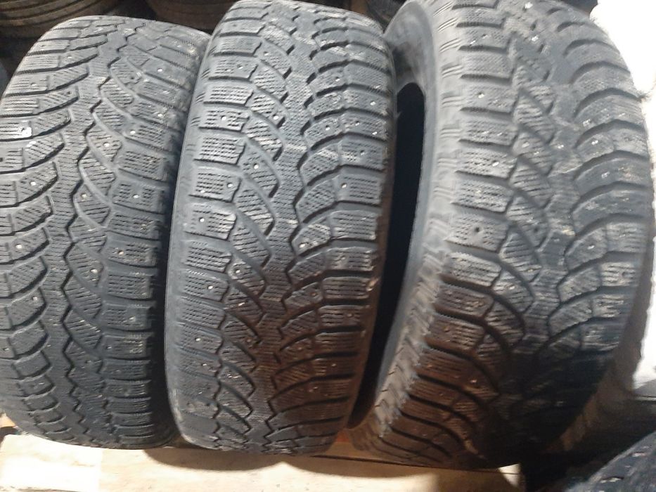 Продам шины 285/65/17 бриджистон