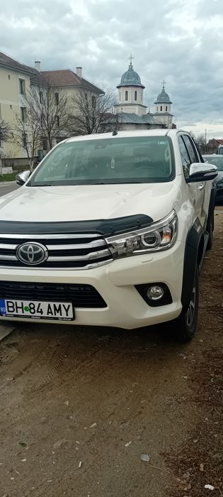 Toyota hilux invincible 2017