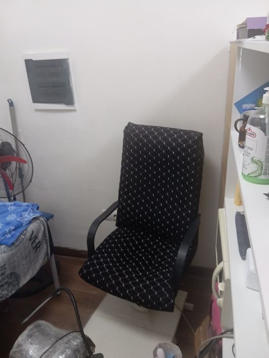 Сдам в аренду маникюрный стол