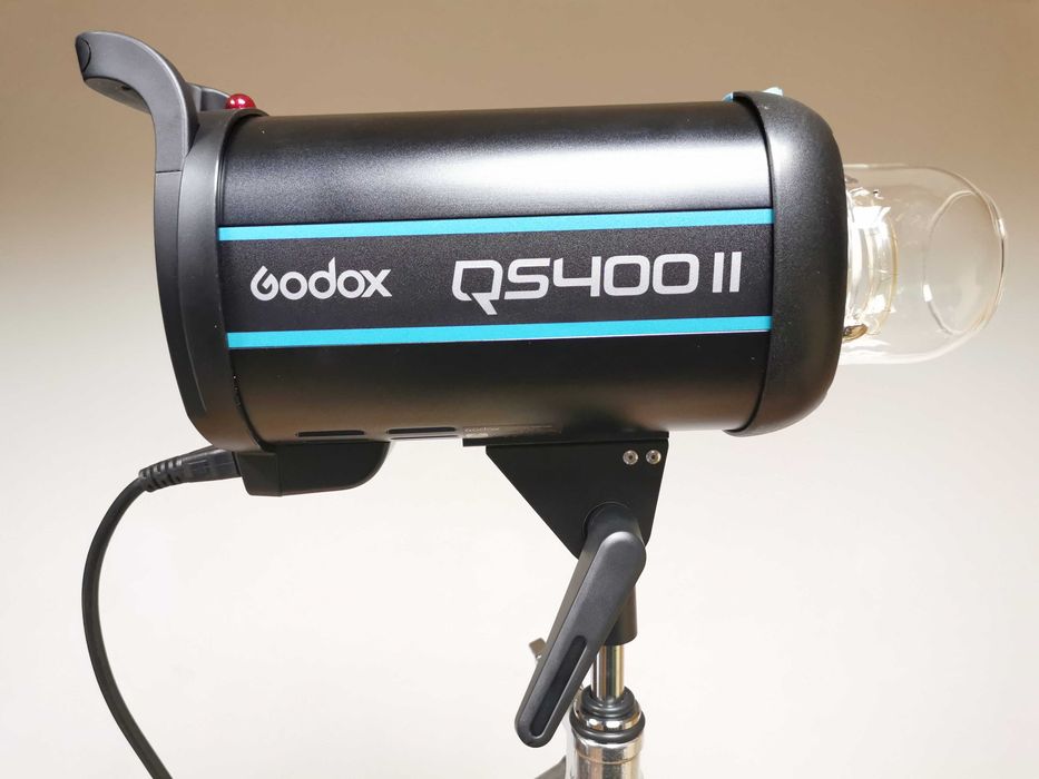 Godox QS400 II студийна светкавица