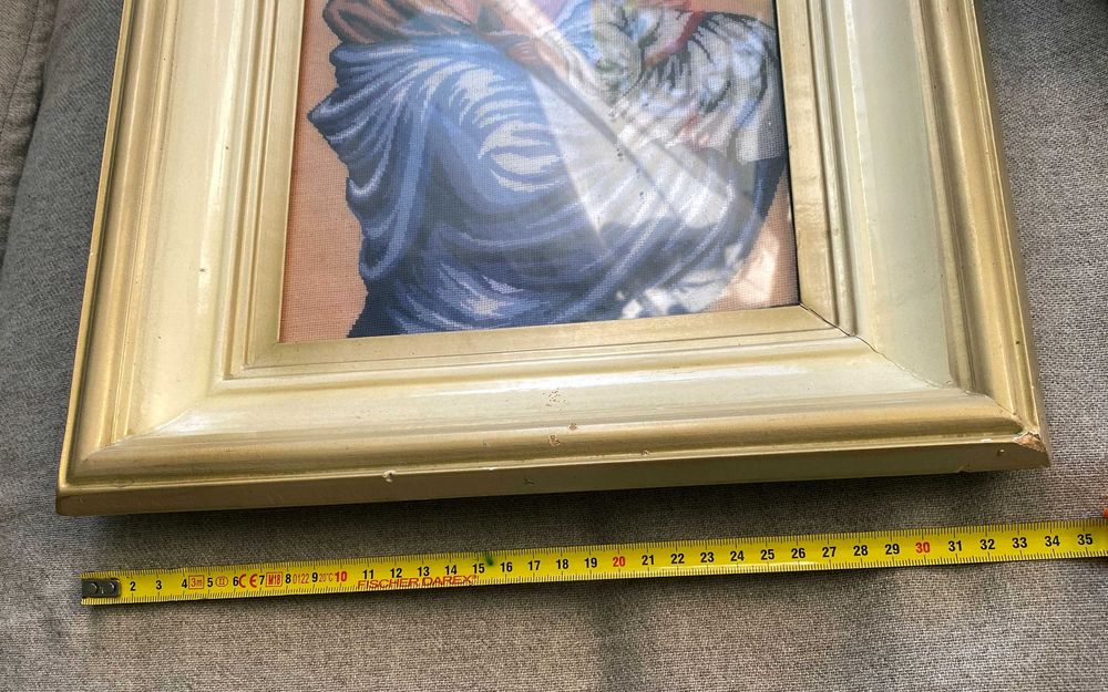 Goblen Maica Domnului cu Pruncul dimensiuni 38x34 cm inramat