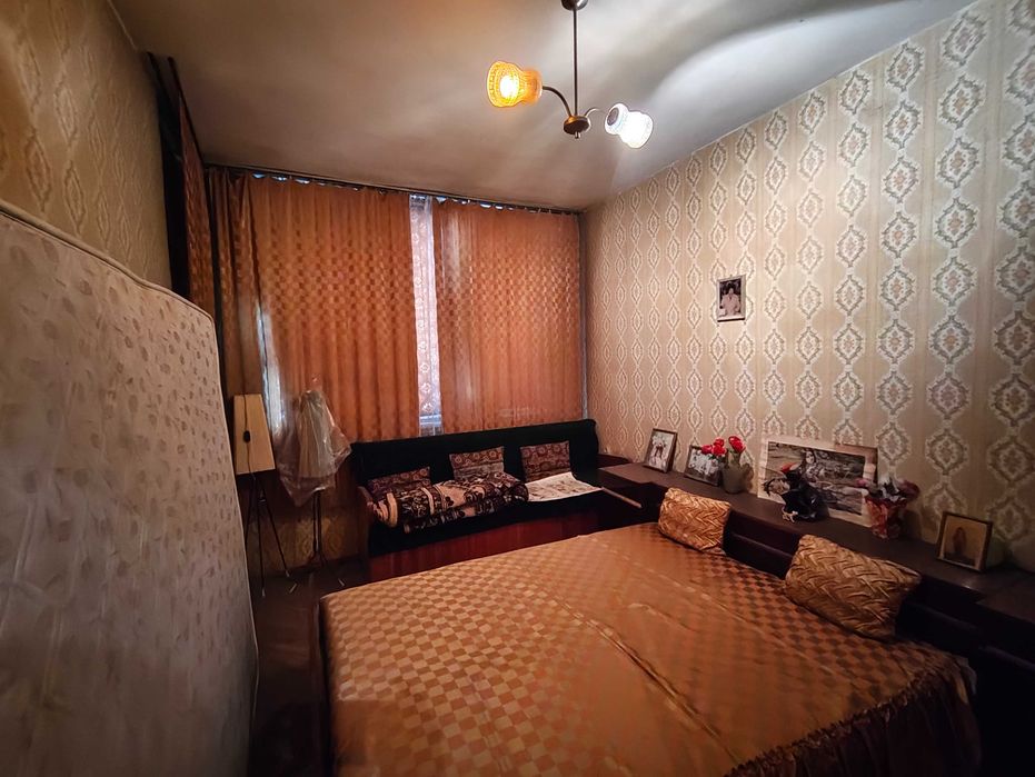 Двустаен тухлен апартамент - Идеален център