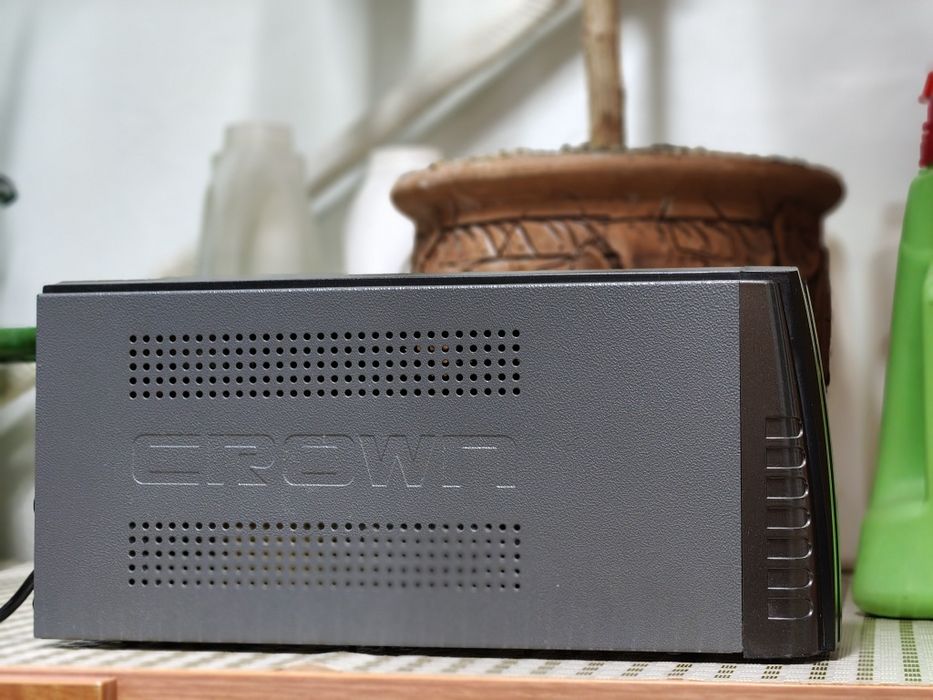 Продам ИБП Crown