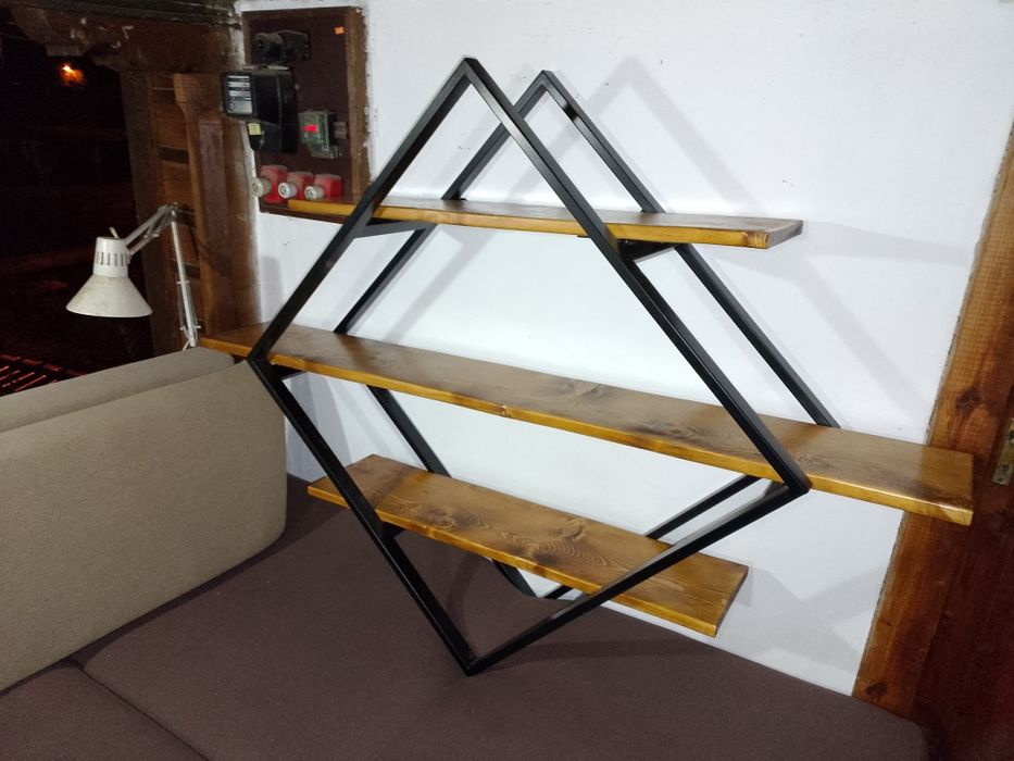 Етажерка за стена