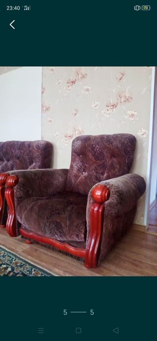 Диван и два кресла