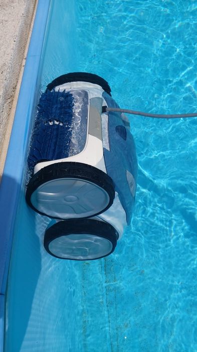 Robot / aspirator profesional curățare piscina Zodiac Vortex 4 4WD
