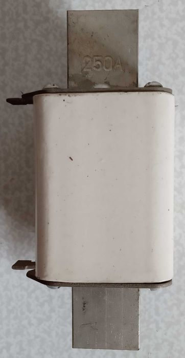 Предохранитель ПН2 - 250УЗ