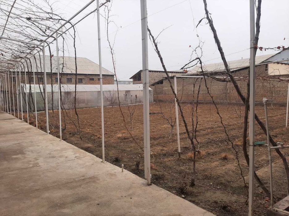 18 сотых 12 хонали уй СОТИЛАДИ (КИРГИЗ МАХАЛЛАДА  777 ОРКАСИ)