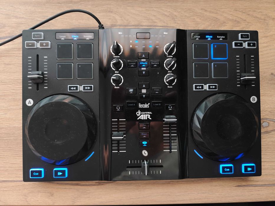 Controller DJ Hercules – stare bună, funcționează perfect