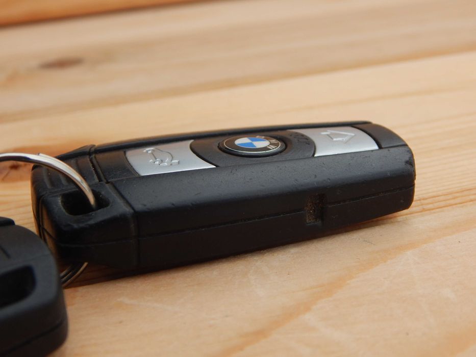 Дистанционно ключ БМВ 868 Mhz Е90 Е91 ОЕМ BMW OEM