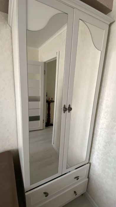 Продам шкаф с пеналом