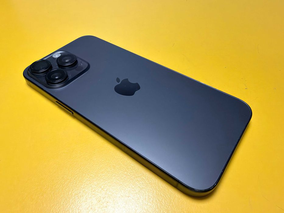 Смартфон Apple iPhone 15 Pro Max 256GB