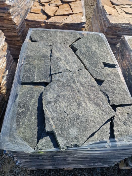 Travertin si Piatra Naturala pentru Placat si Pavat – Livrare Nationala