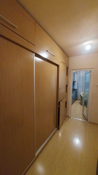 2 cam decom. Dristor metrou de închiriat, et 2/10, 500 EUR/lună, mobilat, proprietar