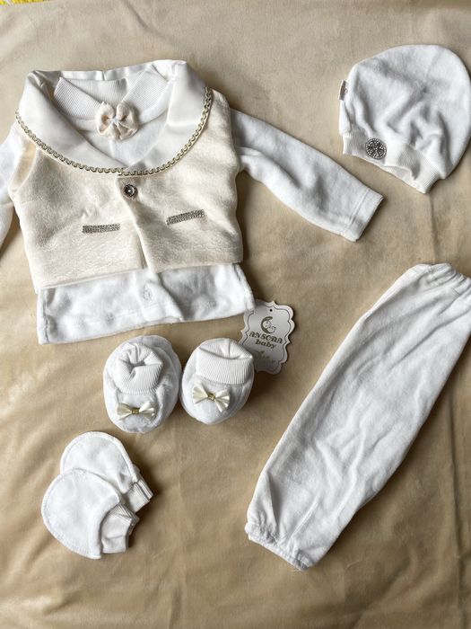 2 костюма для новорожденных