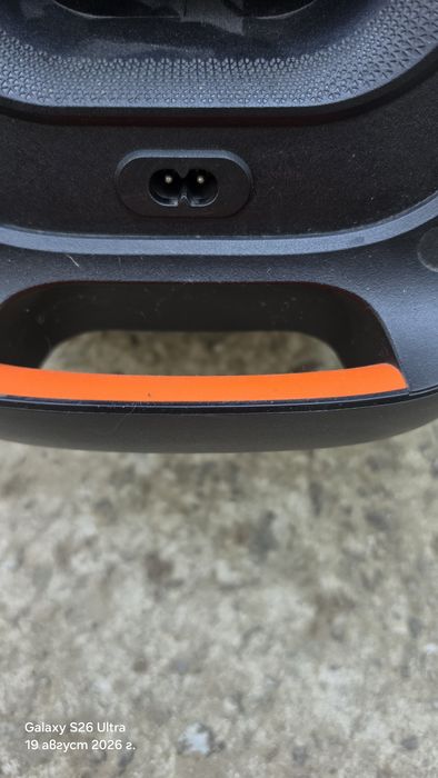 JBL partibox 100