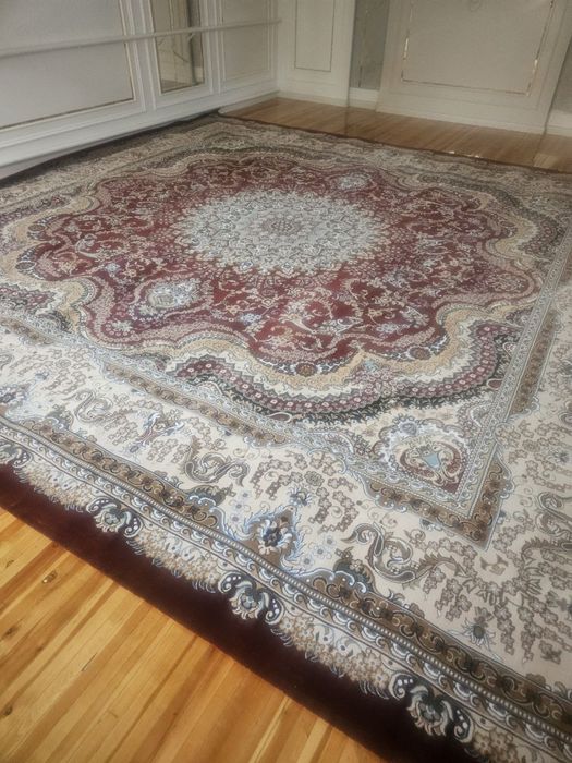 Саг калин гилам сотилади