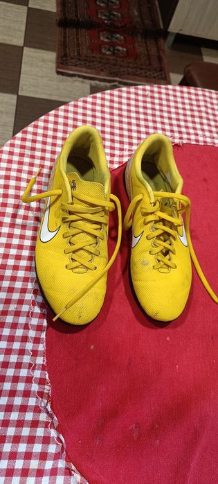 Ghete fotbal de  sintetic Nike 40