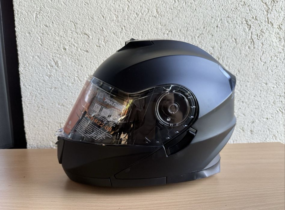 Casca moto flip-up Vinz Santos , marimea L, NOU