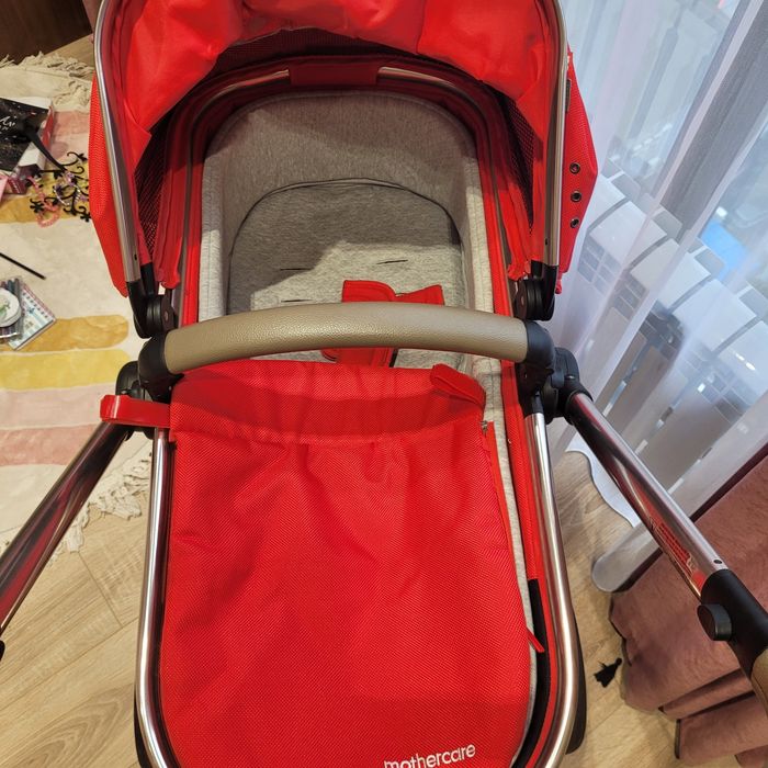 Продам коляску Mothercare 2в1