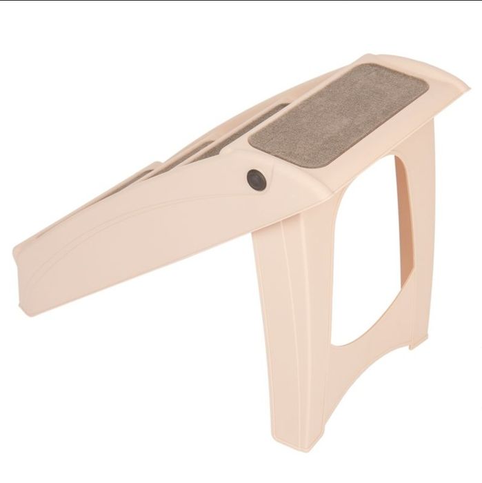 Стълба за кучета и котки