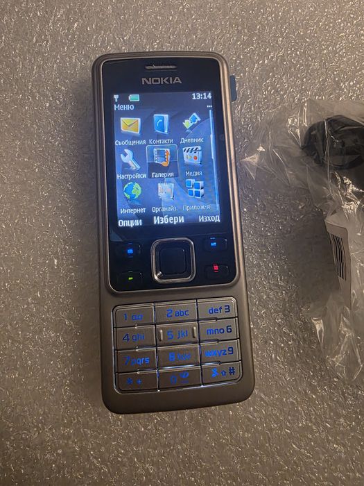 6300 Nokiq Hoв  телефон