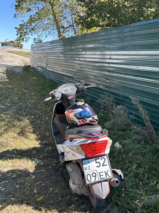 Срочно продаю м8 150 куб