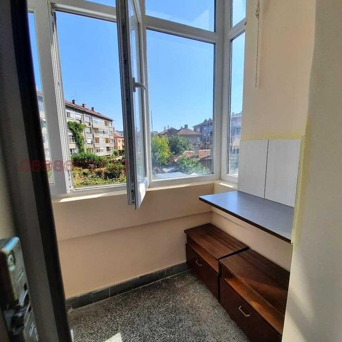 Дава се под наем Тристаен апартамент в Варна, Гранд Мол Варна - 77 кв.м за 306 € - Снимка #1