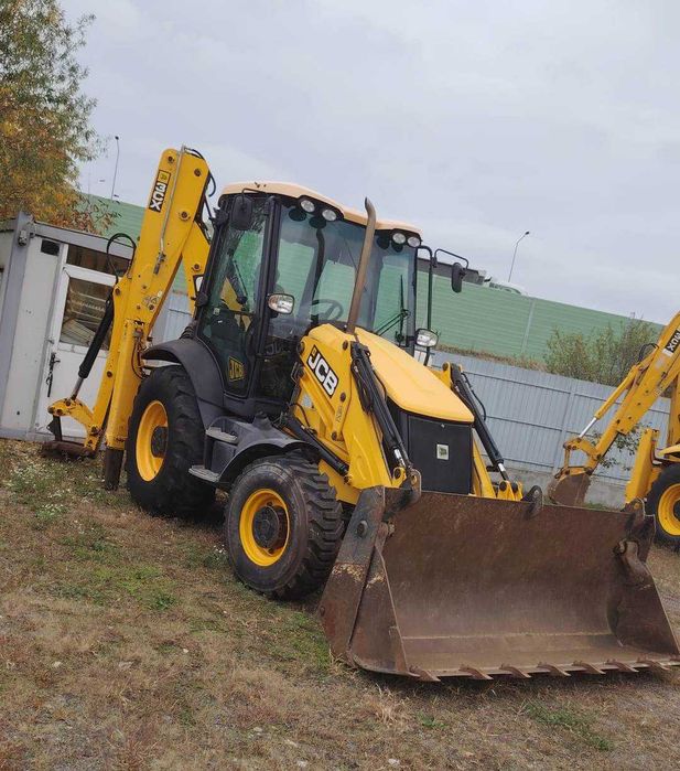 Buldoexcavator JCB 3CX