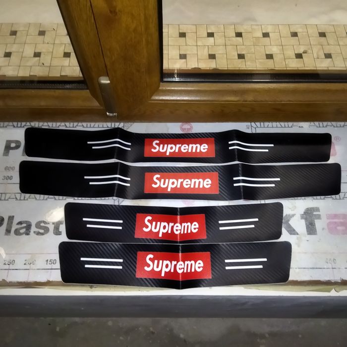 Sparkka eshini ochkanda parokiga yopishtiriladigan kabonli nakleka