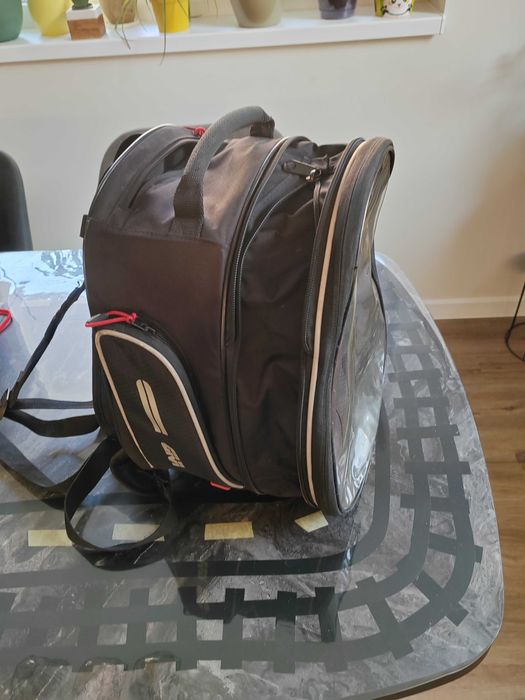 Магнитна мото раница GIVI