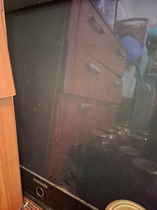 Телевизор большой