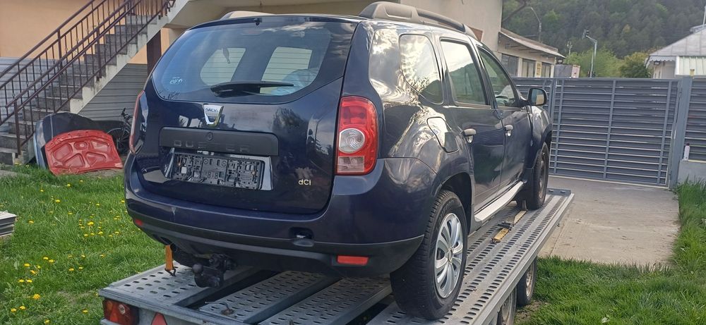 Dacia Duster  4x4  avariata  1.5 dci   234.000 km