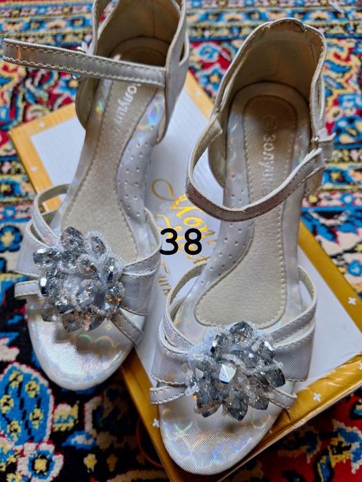 обуви женские ,разного размера