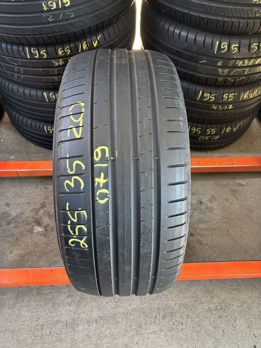 1 Anvelopa Vara 255/35/20 Pirelli P Zero 255 35 20 R20