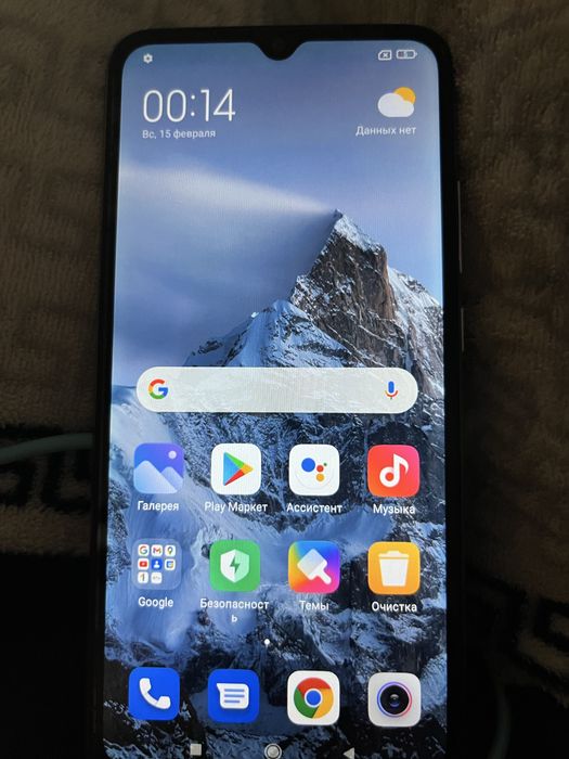 Срочно продам телефон