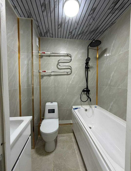 Квартира продаётся Чиланзар 13 квартал 1в2/3/5 балкон 2*6 ор фархадски