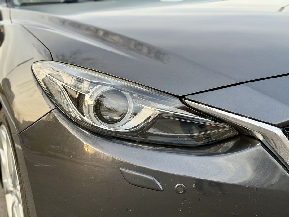 Продавам Мазда 3 skyaktive