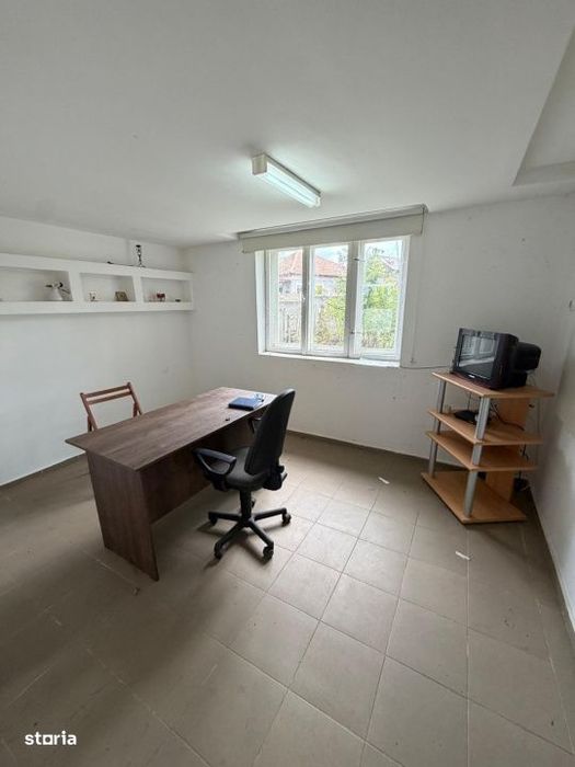 Casa de vanzare ,90 mp constructie ,teren 650mp ,str Rozelor,Filiasi