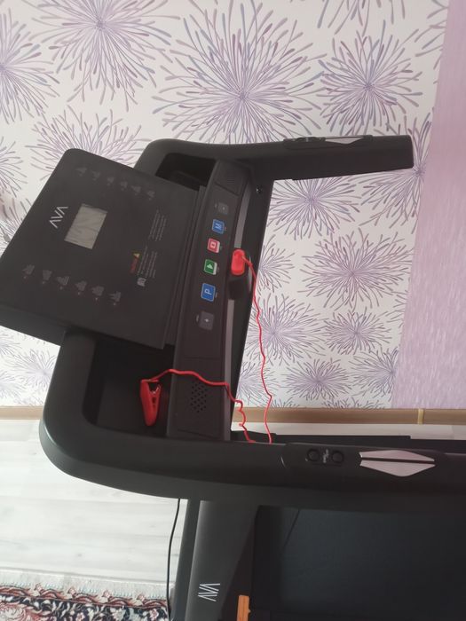 Беговая дорожка AVA B8