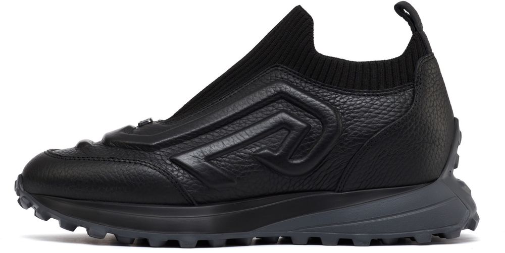 Продам крассовки Nursace