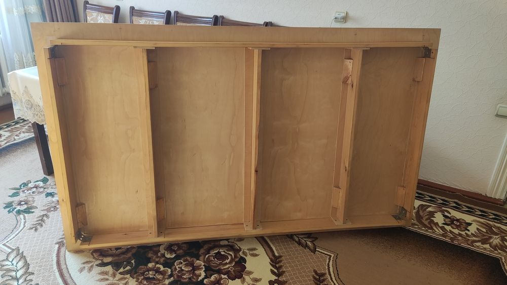 Хонтахта сотилади, махсус буюртма буйича ясалган