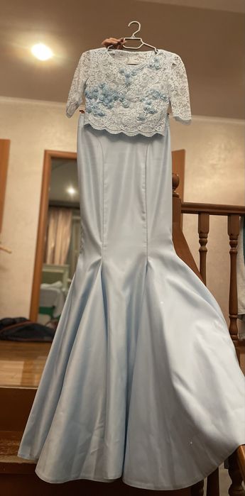 Вечерние длинные платья