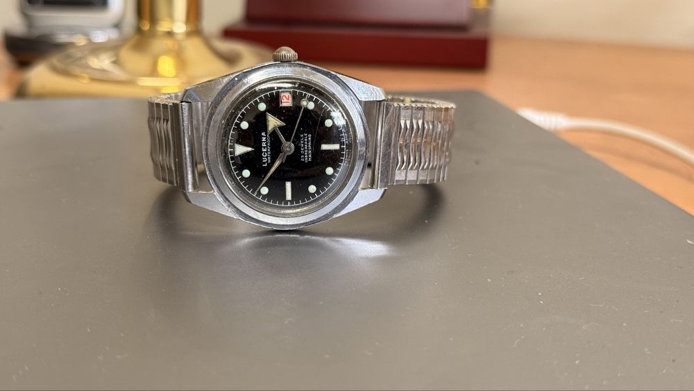 Diver lucerna mecanic 23 rubine