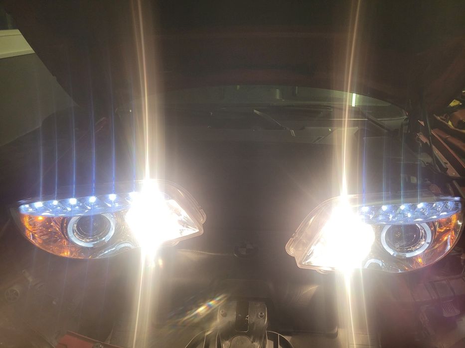 Faruri xenon bmw seria 1