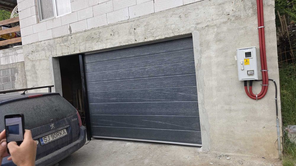 Usi de garaj sectionale automate la comanda cumontaj in 3-5 zile BIHOR SALAJ SATU MARE BAIA MARE BISTRITA MURES CLUJ ARAD HUNEDOARA
