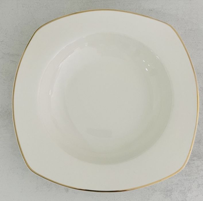 Продаются тарелки 6 шт