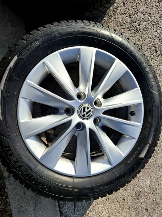 Оригинални алуминиеви джанти VW/SEAT 6.5Jx16 ET46 + зимни гуми
