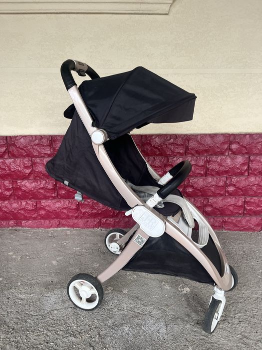 Коляска прогулочная