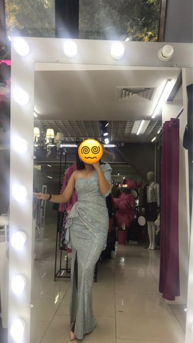 Платье, вечерние платья, с вырезом